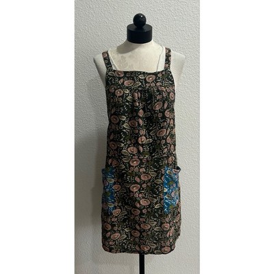 Natural Life Dakota Dress Size Large Green Floral Boho Apron Pockets Tie Back