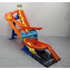Hot Wheels Toy Unisex OS Orange City Spiral D...