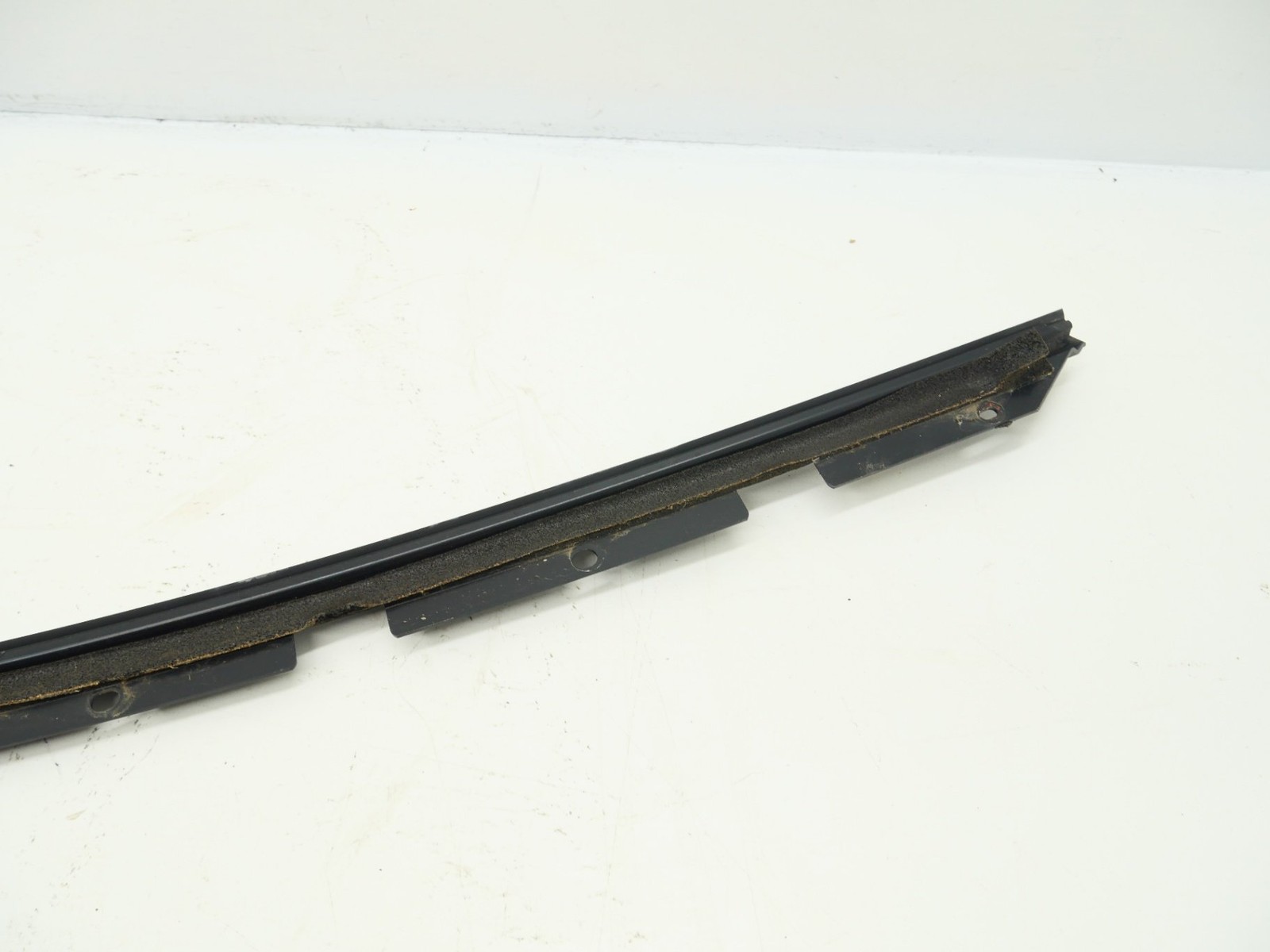2020-2023 McLaren GT Right Drip Rail Molding Window Trim Finisher Seal OEM
