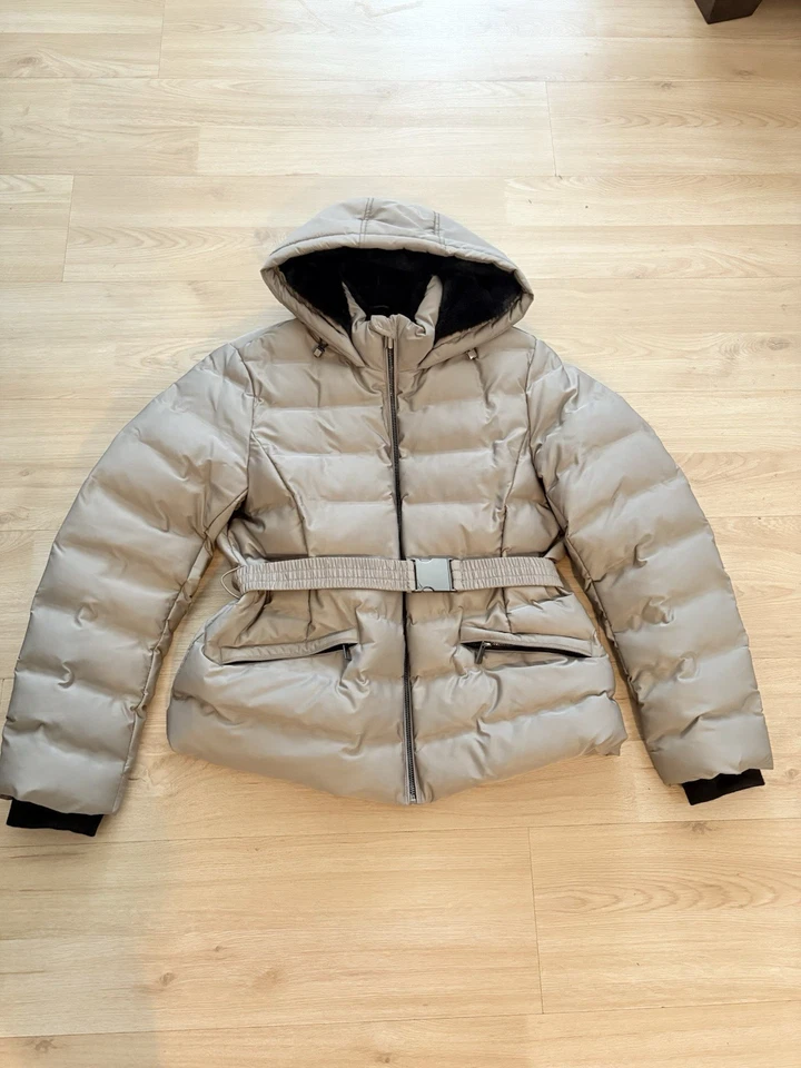 Chaqueta acolchada con cinturón Zara con capucha beige/abrigo de invierno para mujer talla XL NUEVA SIN ETIQUETAS Foto 2 de 4