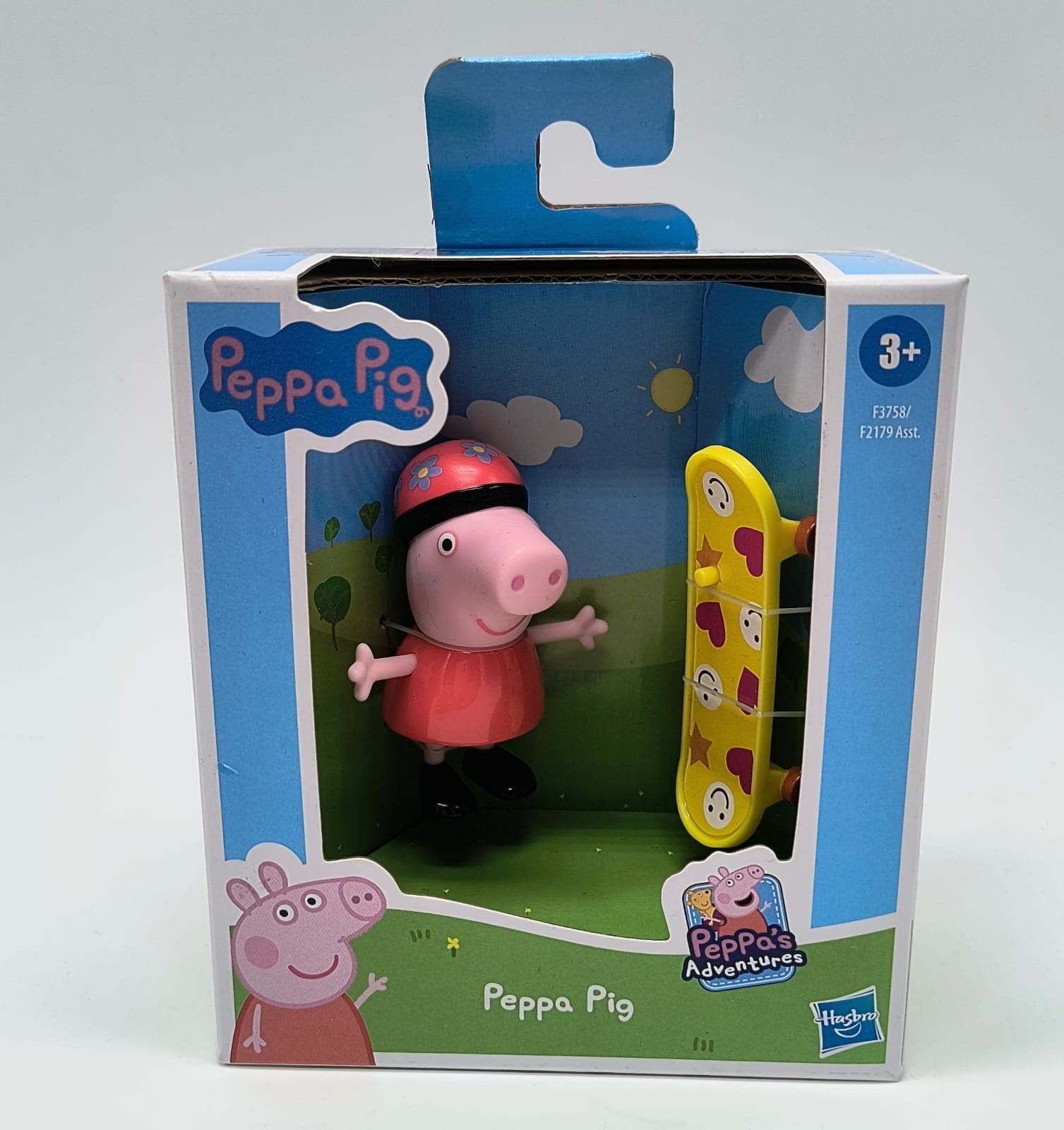 Hasbro Peppa Pig Skateboard Figure Peppa's Adventures Toy F3758 New Boxed