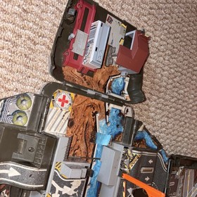 1991 Micro Machine Super Van City Army Camo Edition W/16 Vehicles & Planes