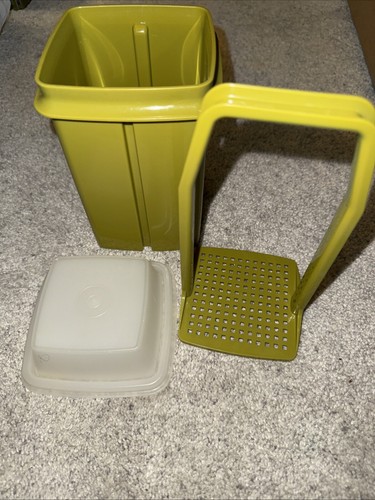Tupperware Pick-A-Deli 3 piece set pickle keeper avocado green color 1330 - Picture 5 of 5