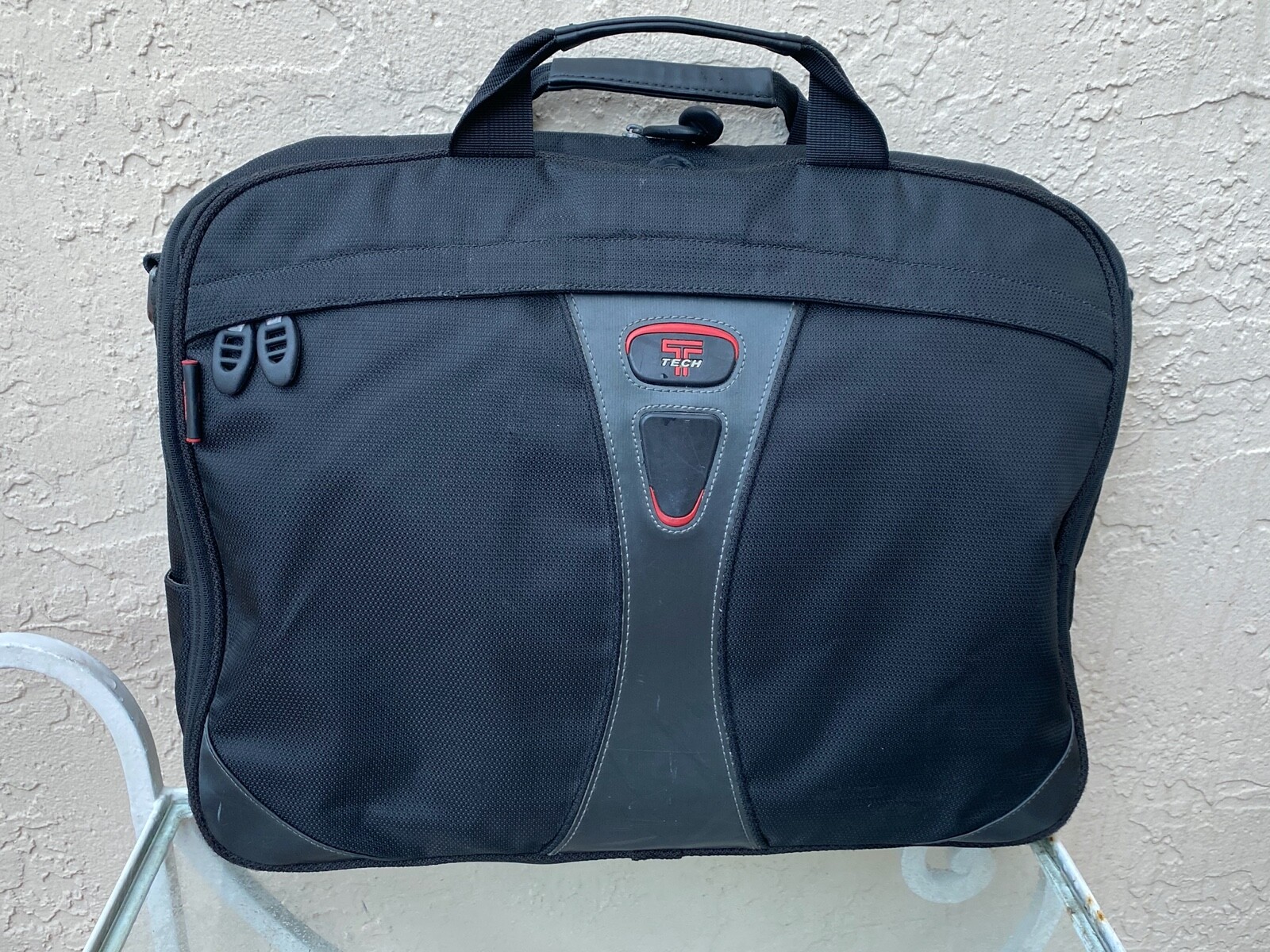 TUMI TECH 17” BLACK NYLON BRIEFCASE LAPTOP CASE Gem