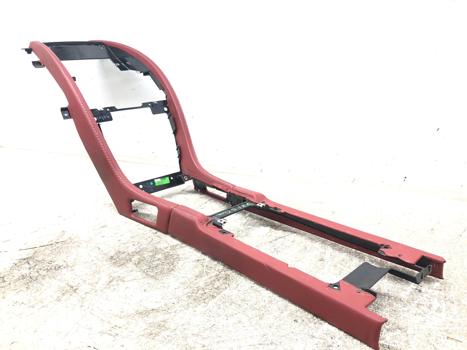 2009 ASTON MARTIN VANTAGE CENTER CONSOLE STACK TRIM LEATHER 8D33-11801-AA OEM