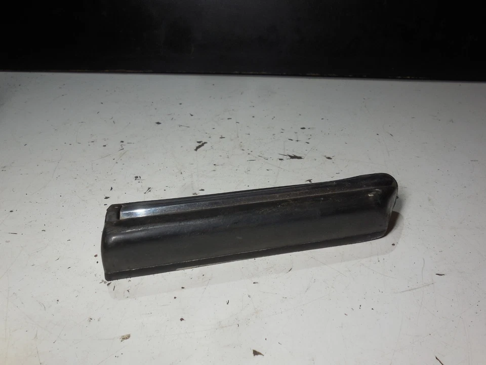 Moldura guardabarros izquierdo 72-89 mercedes-benz r107 450sl 380sl 560sl Foto 2 de 4