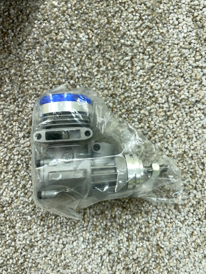 Magnum XLS 15 15A RC Aircraft Engine with Muffler 210605 - NEW IN BOX - Image 2 of 4