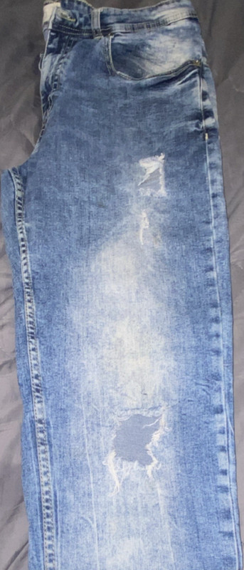 Jeanius Women’s Blue Light Wash Distressed Skinny Denim Jeans Size 0