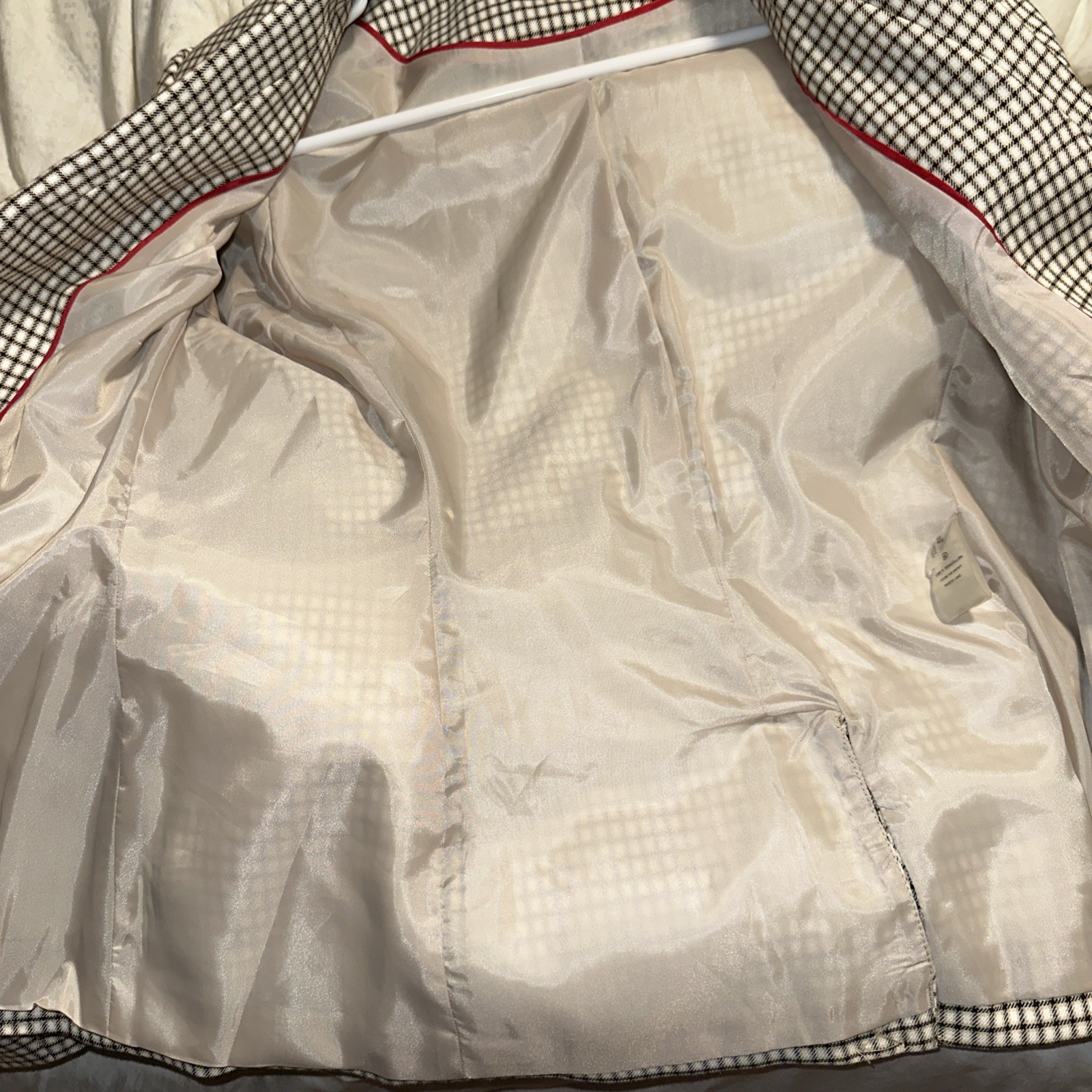 Tommy Hilfiger Plaid Women's Blazer Size 10 Black White Tan Sharp Looking thumbnail 7