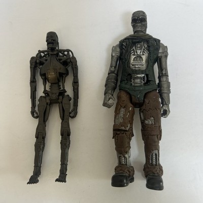 2009 Playmates Toys Terminator Salvation T-600 &  Black T-700 6.25'' Figure
