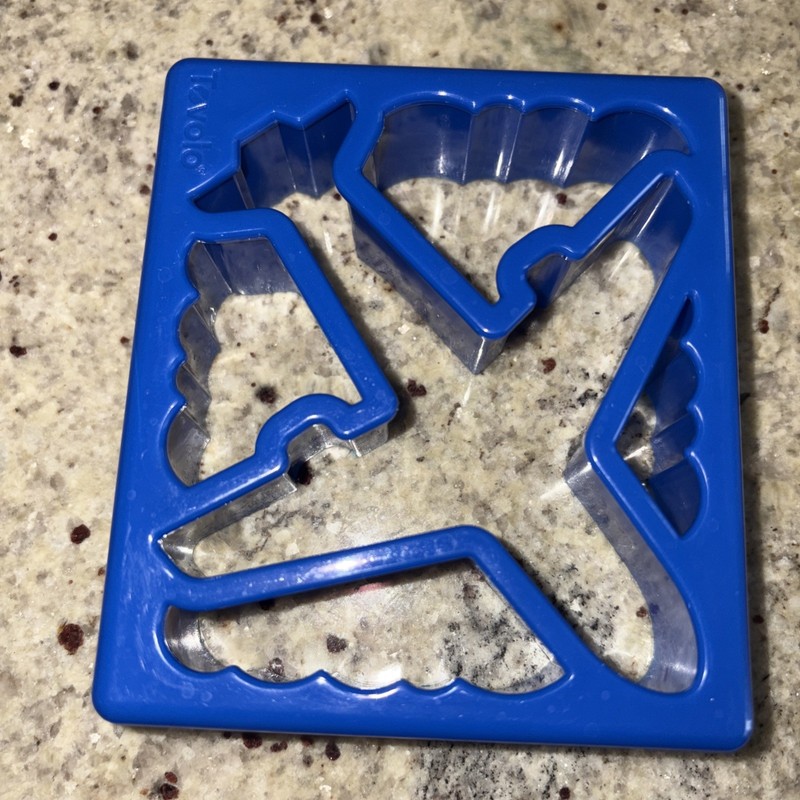 Tovolo Plane And Clouds Sandwich Cutter Shaper Airplane Blue