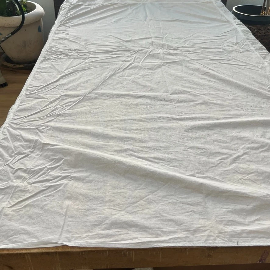 Falda de cama Pottery Barn para niños doble plisada colorida bordada con volantes 100 % algodón Foto 4 de 4