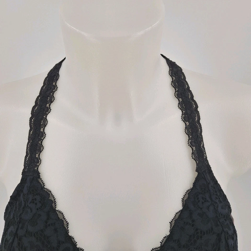 Xhilaration Black Lace Racerback acolchoado Bralette feminino tamanho médio - Imagem 3 de 4