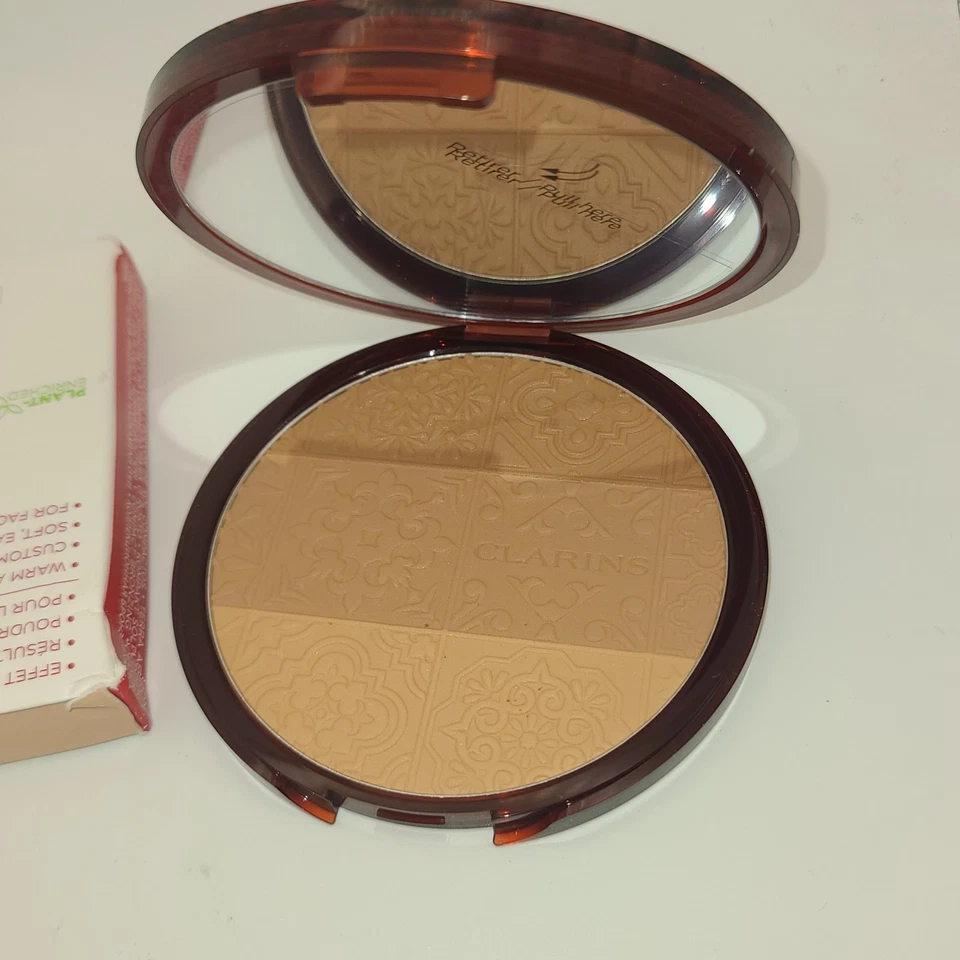 Clarins Bronzing Compact Sunkissed Bronzing Powder Full Size NIB - Image 3 of 4