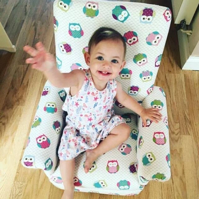 Sillones Infantiles Niñas Rosa Lila Sillas Artesanales Laura Ashley Unicornios Foto 4 de 4