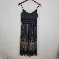 Ann Taylor LOFT Women's Dress Size 2 Black Empire Waist Pleated Cocktail V-Neck