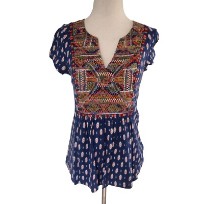 Anthropologie Akemi + Kin Womens Top XS Knit Embroidered Tribal Short Sleeve
