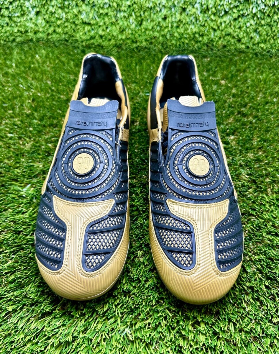 Nike Total 90 Laser II (ref: Elite IV III GX GT Hypervenom Phantom