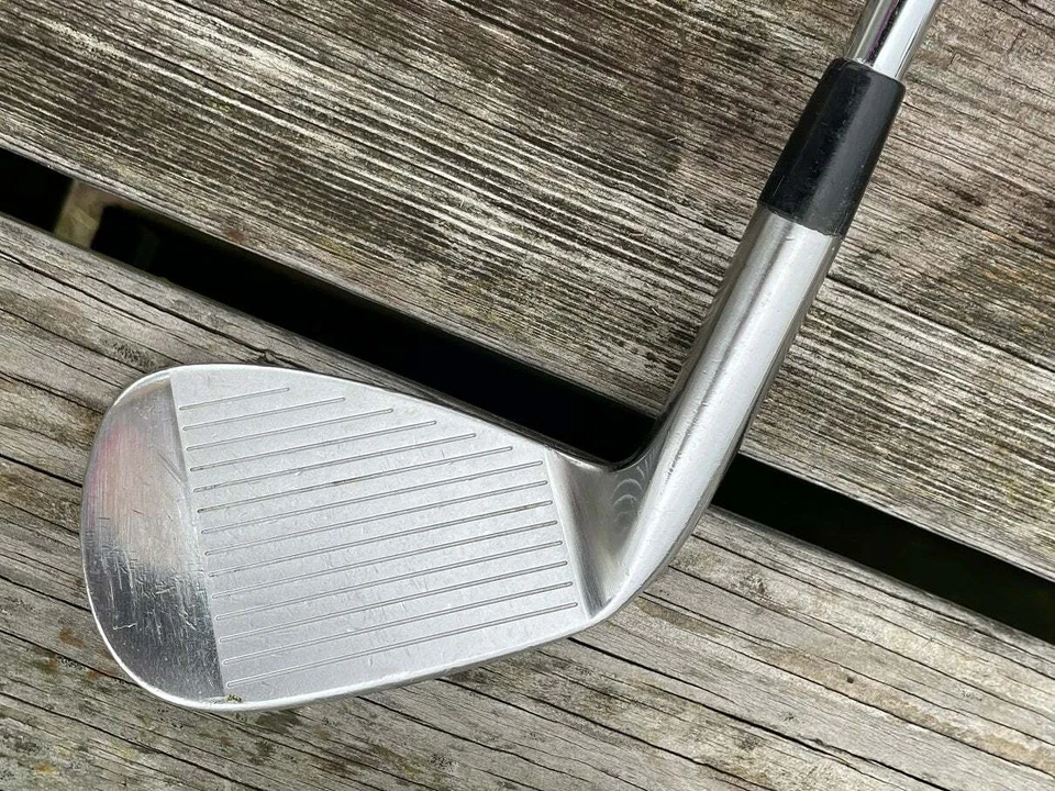 Empuñadura de terciopelo TaylorMade RAC Tour Preferred 8 Iron True Temper S eje flexible GP Tour Foto 3 de 4