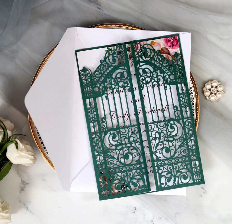 Kit de convites de casamento vintage corte a laser com design de convites de porta aberta - Imagem 4 de 4