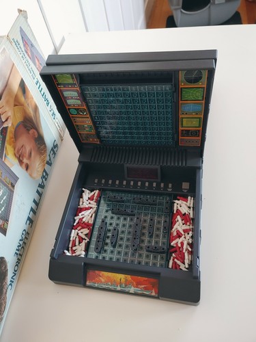 Vintage Radio Shack Electronic Sea Battle Game In Box Saitek As Is Parts - Picture 7 of 12