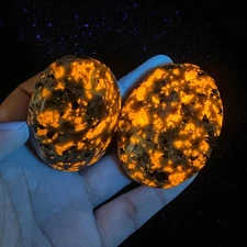 2"+  Yooperlite UV Florescent Sodalite Palm Stone Glowing Crystal Decor Gifts