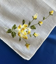 Vintage Ladies Hankie Handkerchief Hanky Shades of Yellow Roses