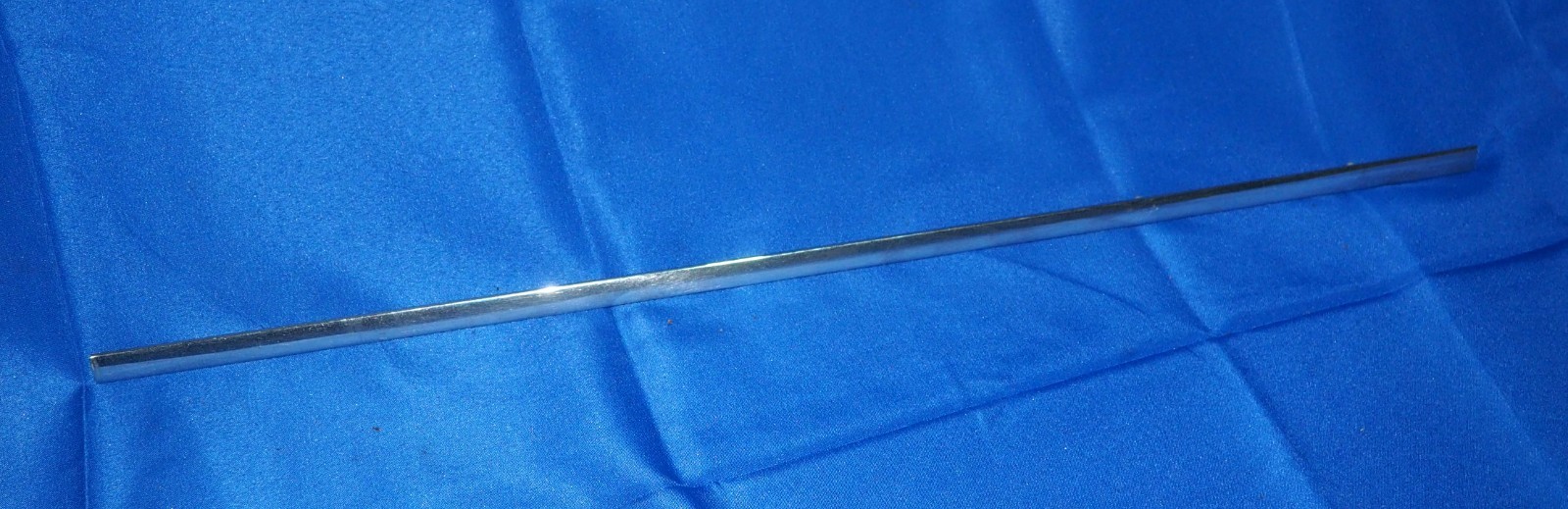 1965-1980 Rolls Royce Silver Shadow SWB Front Left Door Chrome Trim Strip OEM