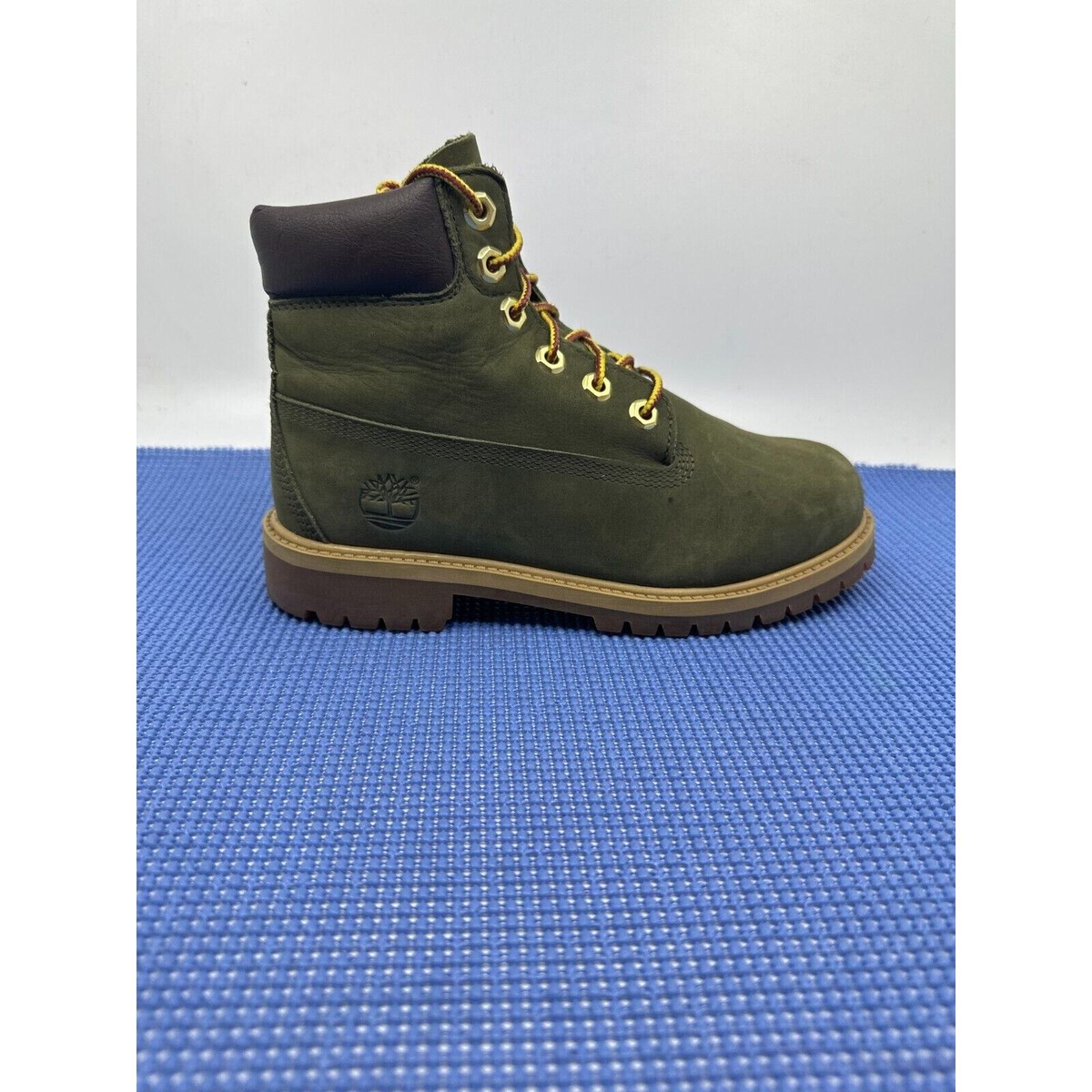 Timberland 3eye dark green suede スウェード END. x Timberland Men's Authentic 3 Eye Boat Shoe in Light