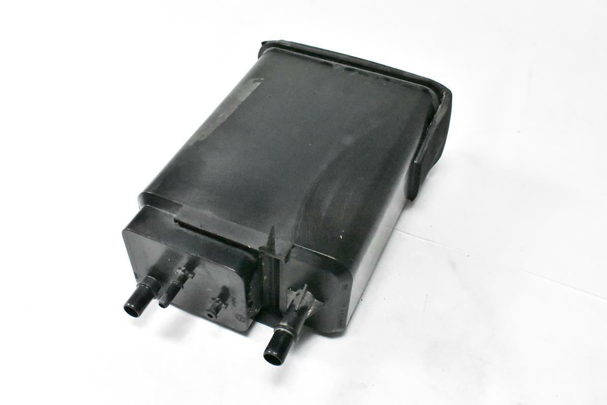 05-08 Maserati Quattroporte M139 Fuel Evaporator Vapor Canister Evap 212961