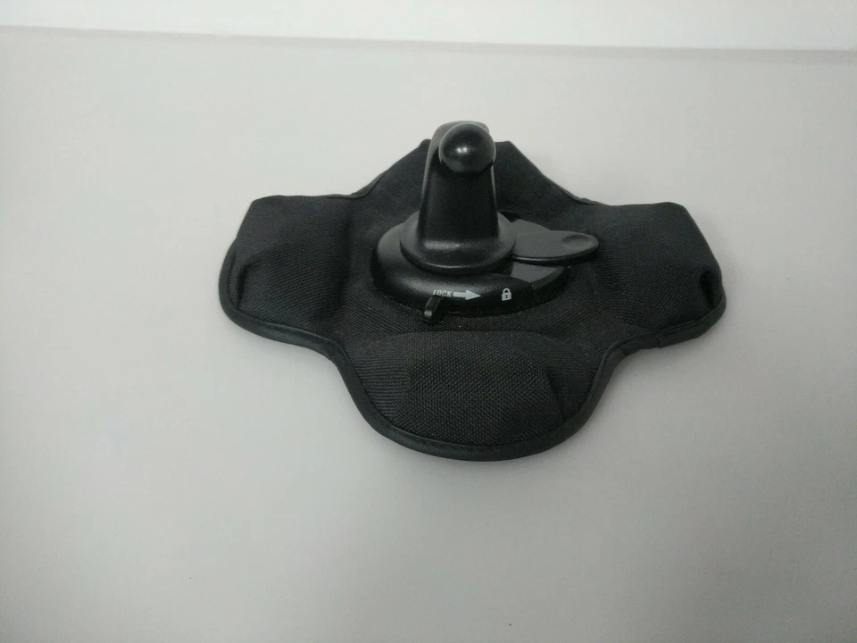 Garmin Nuvi 260 CAN 310 - Image 2 of 4