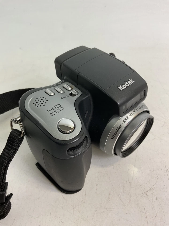 Kodak Easyshare DX6490n 4.0MP Digital Camera in Black. - Image 4 of 4