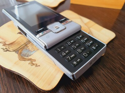 Sony Ericsson W205: A Walkman only your wallet could love