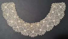 Antique TATTED Lace Collar - Handmade Lace