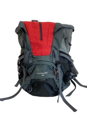 Deuter backpack -- RED