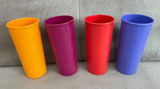 4 Tupperware Schlumpf Trinkbecher Pause Becher Picknick Tolle Farben 350 ml NEU