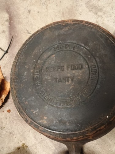 Mi-Pet Cast Iron Chicken Fryer Deep Skillet w/ Lid Western Foundry Co. Chicago - Picture 3 of 5