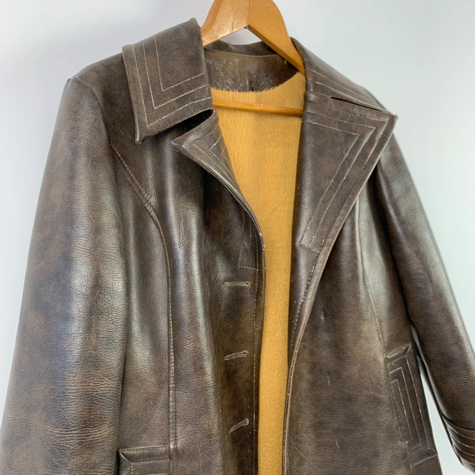 Abrigo plumero vintage Le Sauvage cuello flecha discoteca cuero cofre proyecto 40 Foto 2 de 4