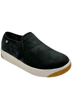 BOGS Women's Kicker Slip-On Leather Sneaker Black