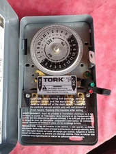 Tork WH2B Indoor Mechanical Water Heater Time Switch, 24-Hour, 208-250V, DPST