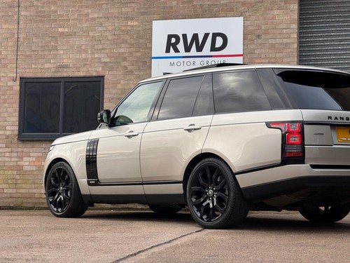 2013 Land Rover Range Rover 4.4 SD V8 Autobiography Auto 4WD Euro 5 5dr ESTATE D - Picture 16 of 24