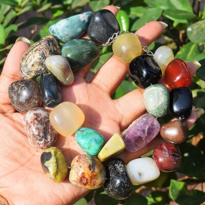 Must Outstanding Mix Edelstein 1241,00 kt funkelnde Perlen Halskette VK 08 E564