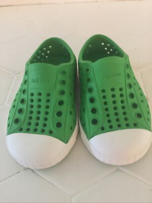 Native Shoes Baby Jefferson GRASSHOPPER GREEN White C4 4 EUC 