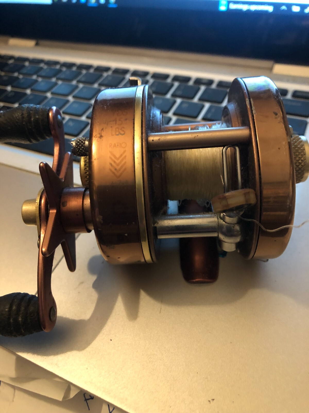 Vintage Pflueger Supreme Lightweight Free Spool Baitcasting Reel