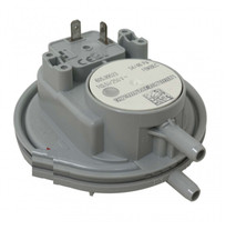 Pressostato aria Fumi Huba 54/46 Pa scaldabagno Vaillant 108622 Turbomag