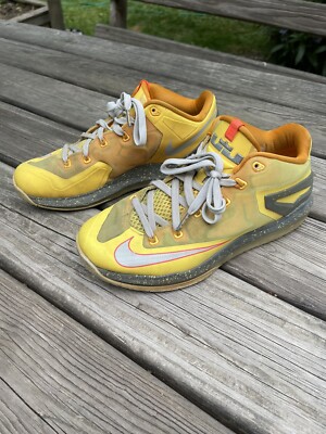 Nike Lebron Max 11 XI Low Floridian, Atomic Mango, 642849-800 Mens Shoe Size 9