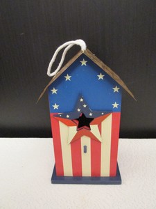 Wooden-Decorative-Birdhouse-Red-White-amp-Blue-Patriotic