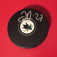 Joonas Donskoi Sharks Signed Puck Holder Auto