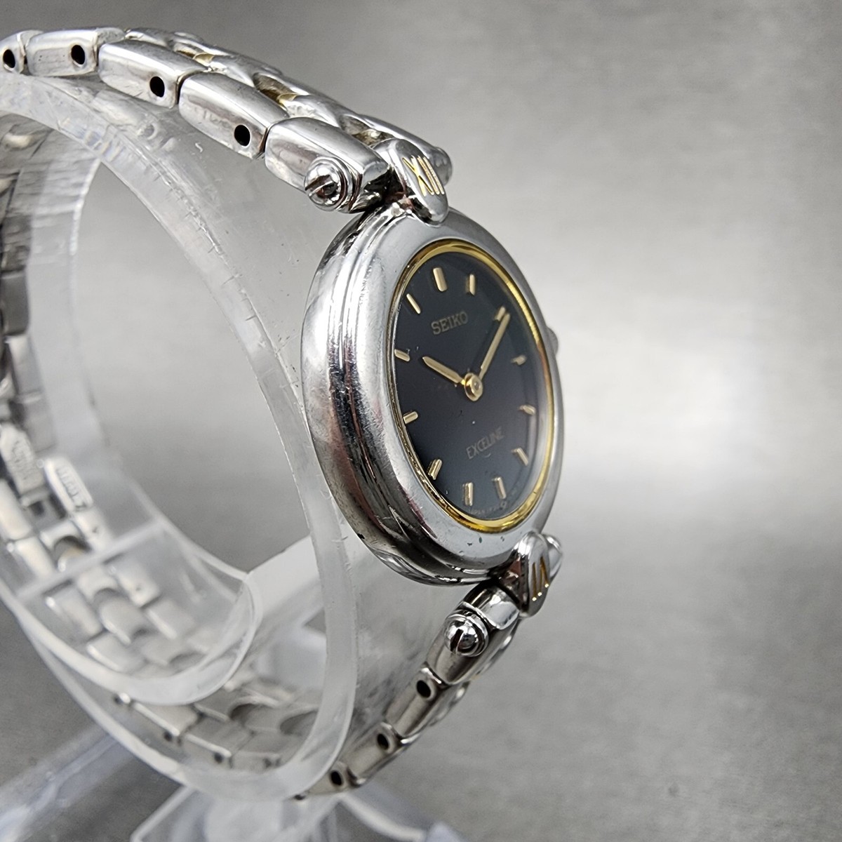 Seiko Exceline Watch Women 20mm Black Dial Two Tone Round 1f20