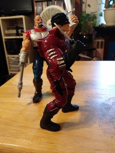 Lot of 2 loose 1997 Playmates 6" Zorro Figures ~COLD STEEL ZORRO & MACHETE~ - Picture 3 of 9